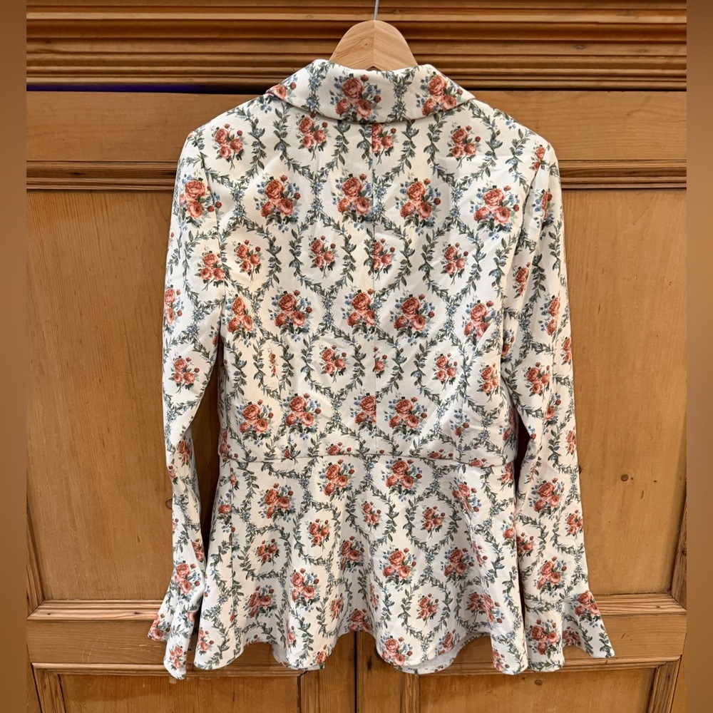 WeWoreWhat Victorian Floral Blazer - Picture 4 of 5